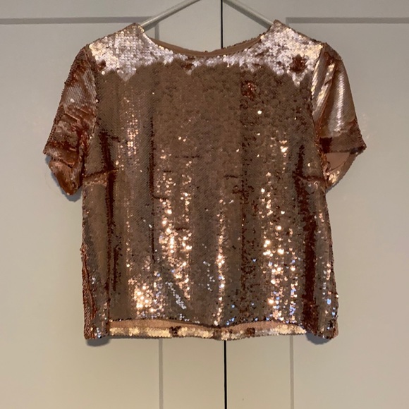 Chelsea u0026 Violet | Tops | Rose Gold Chelsea Violet Sequin Top | Poshmark